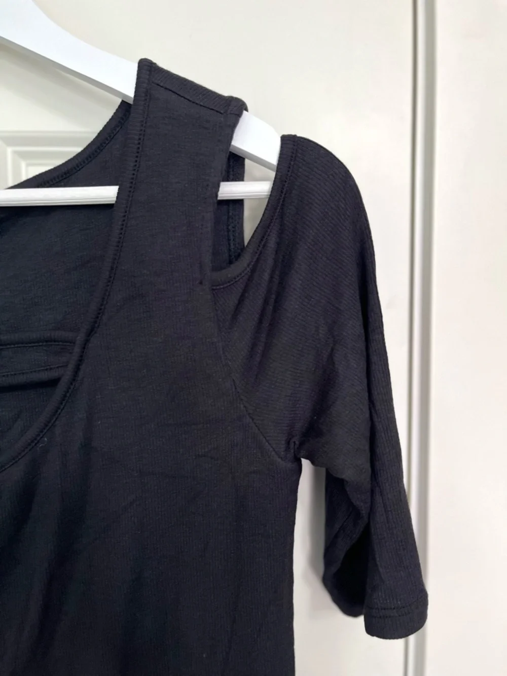 Goldray Asymmetrical Cold Shoulder Ribbed Top NWOT - Picture 2 of 6
